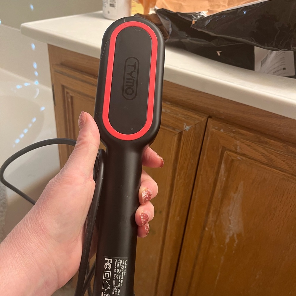 Tymo Black and Red Hair Straightener
